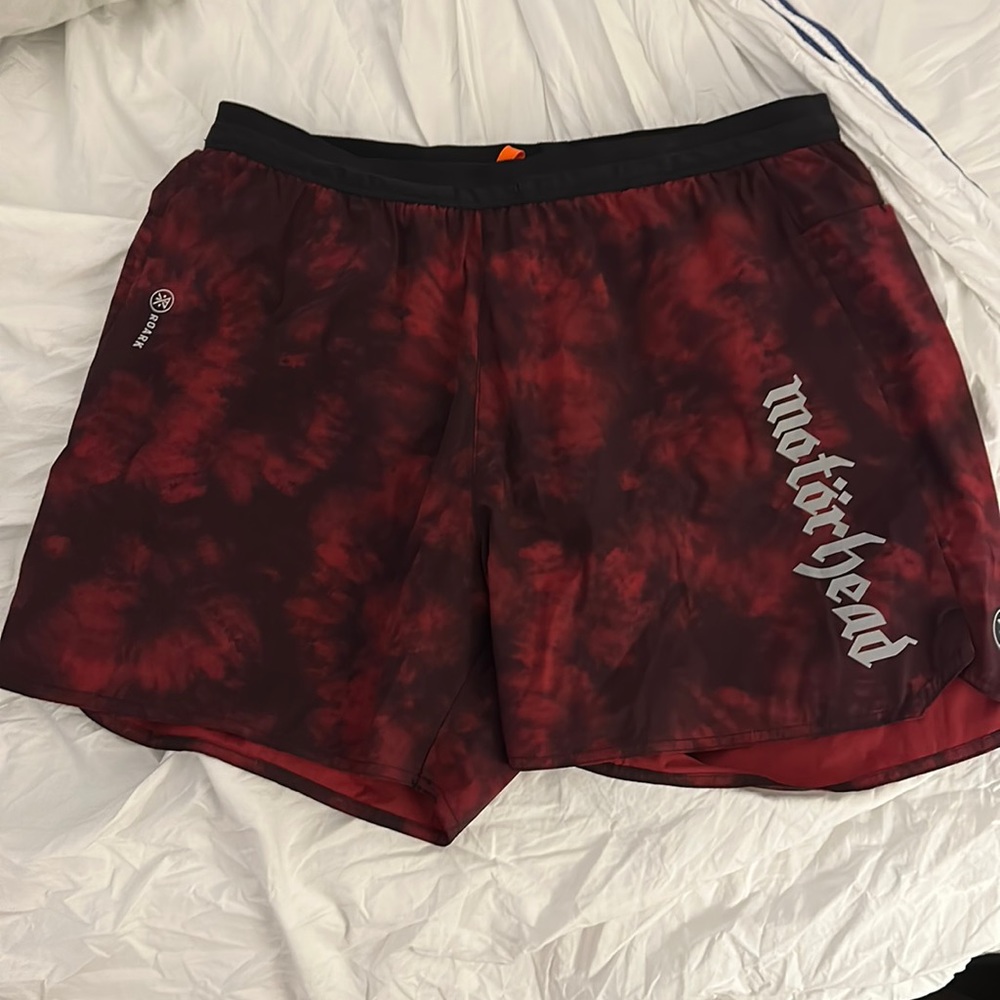 Roark Men’s running shorts with liner.